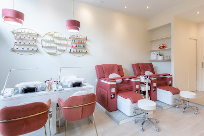 Institut De Beauté Evsa Studio Manucure à Paris 06