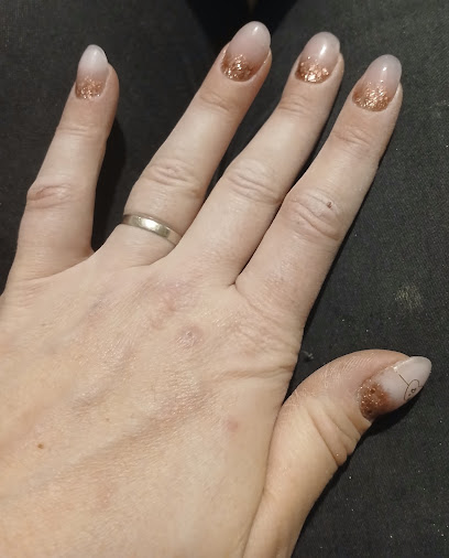 Mel & Nails, Manucure à Saint-Julien-des-Landes