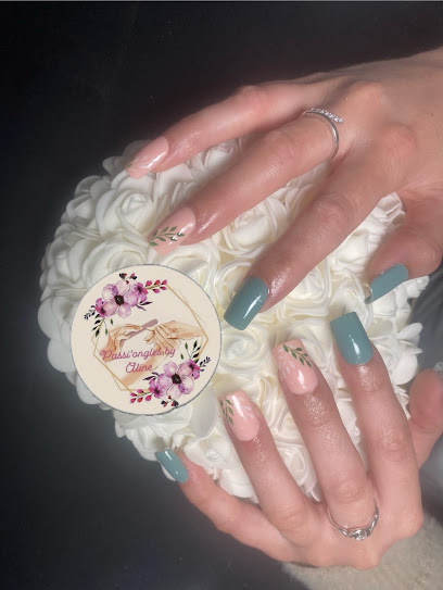 Passi'ongles By Aline Manucure à Gennes-Longuefuye