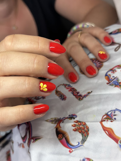 Sériné Beauty Manucure à Valenciennes