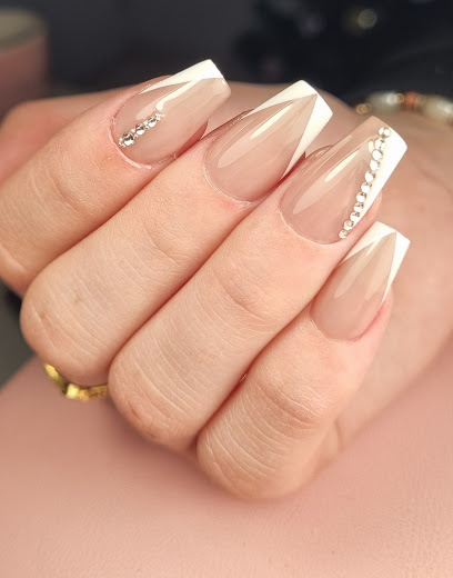 M'beauty Nail's, Manucure à Orval sur Sienne
