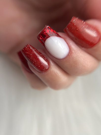 Arielle Nails (Prothésiste Ongulaire), Manucure à Engenville