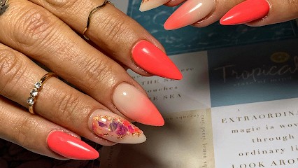 Oriane easynail’s, Salon de Manucure à Saint-Céré