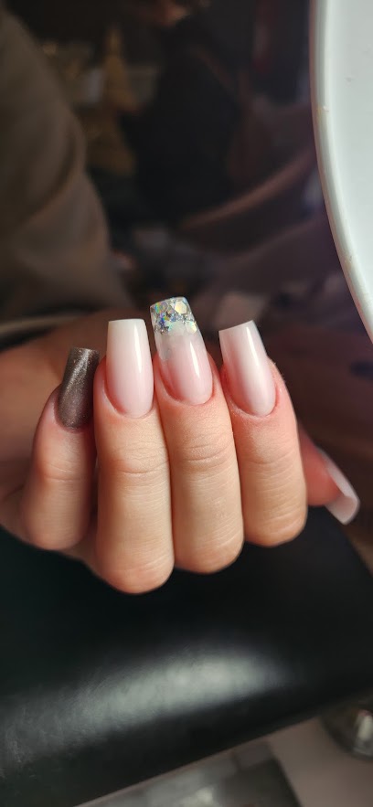 New Nails, Manucure à Rhodes