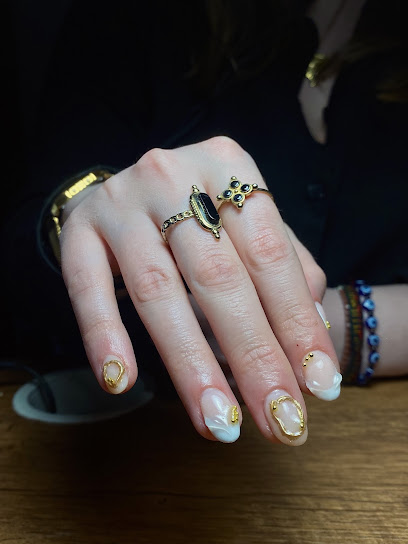 Irinails, Manucure à Mametz