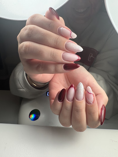 Nails By L, Manucure à Jougne