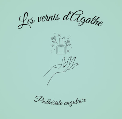 Les Vernis D'agathe, Manucure au Fœil