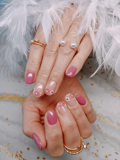 Nails By Stéphanie Selle Manucure à Labastide-Saint-Pierre