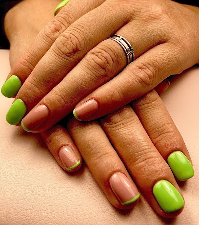 Onglerie Nails. By Céline, Salon de Manucure à Tallard