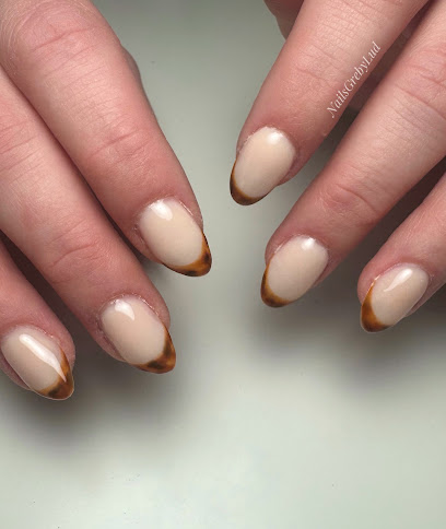 Prothésiste Ongulaire - Nailsgre By Lud Manucure à Grenoble