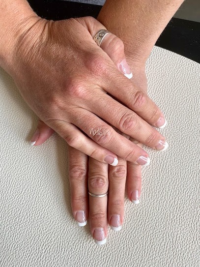 Nails'cie Ongles & Cils, Salon de Manucure à Saint-Mars-de-Locquenay