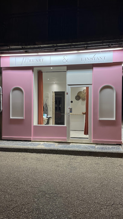 Mel'art, Manucure à la Mure