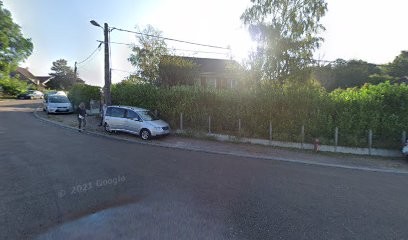 Ongle & Paillettes, Salon de Manucure à Rogny-les-Sept-Écluses