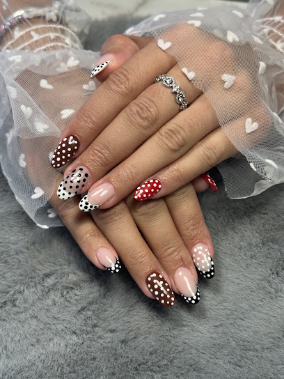 N Nail's Beauty Manucure à Annay