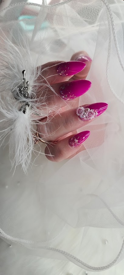 Cat's Ongles Les Griffes De Chris, Salon de Manucure à Vergongheon