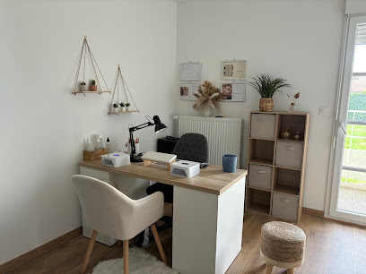 L'atelier D'oceane Prothésiste Ongulaire Ay-Sur-Moselle, Manucure à Ay-sur-Moselle