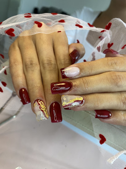 Adelin'ails, Manucure à Grenay