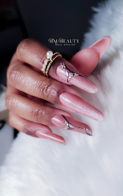 Black Magic Beauty | Ongles Vienne (38) Manucure à Vienne