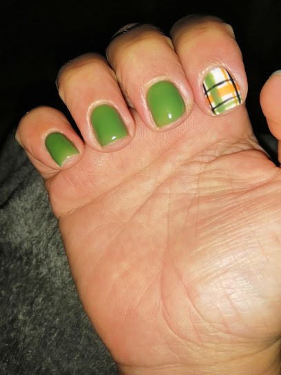 Nails By Nina, Salon de Manucure à Saint-Yzans-de-Médoc