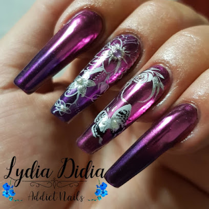 Lydia Didia Addict Nails Manucure à Paron