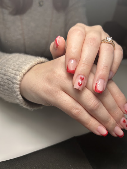 M Beauty Nails, Manucure à Belin-Béliet