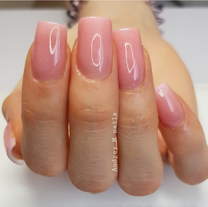 Audrey M Nails, Manucure à Trets
