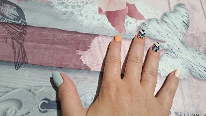 Institut Mél'Ongles, Salon de Manucure à Vic-sur-Seille