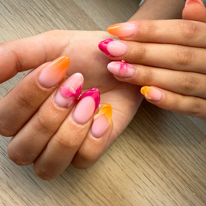 Les Ongles De Lisa, Manucure au Thil