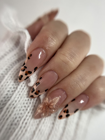 Nails Empire Manucure à Pau