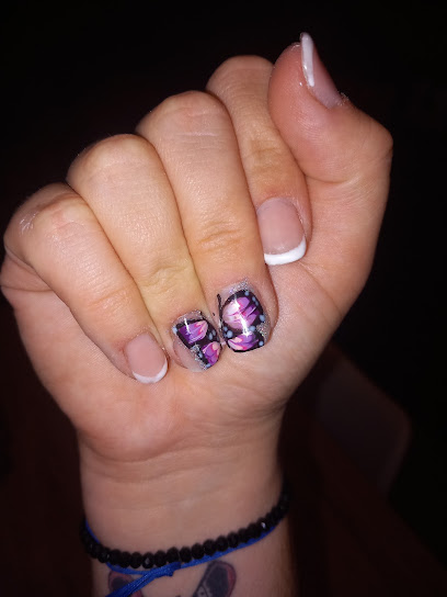 Nail's Art Mimi, Manucure à Valay