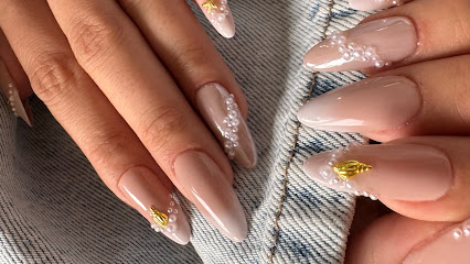 Chérie Nails & Beauty, Manucure à Tain-l'Hermitage