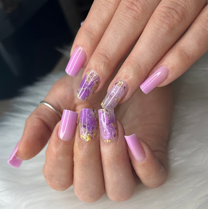 Myli Nails Studio, Manucure à Sermérieu