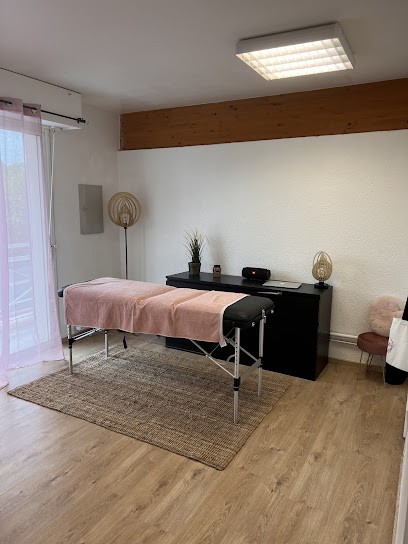 MC Studio, Salon de Manucure à Saint-Pierre-du-Mont