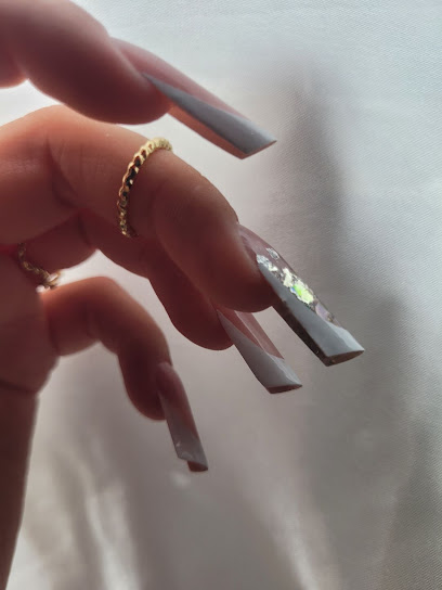 Lùnails Manucure à Dole