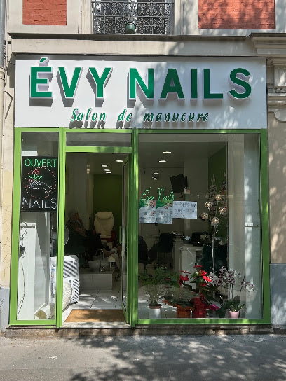 Evy Nails Manucure à Paris 18