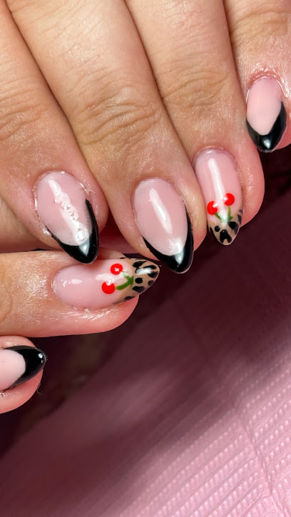 Lyly.nailsss, Manucure à Agencourt