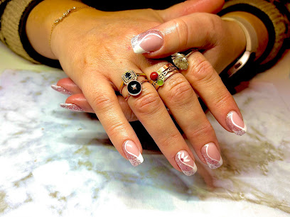Sin'nails, Manucure à Lusignan