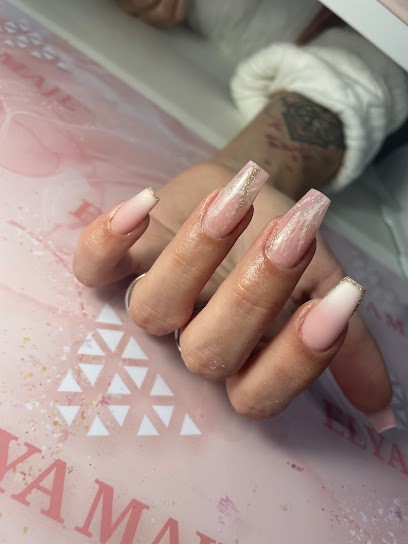 Unghie Di Camille Onglerie, Salon de Manucure à Sommières