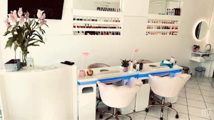 Vyvy's Nails, Salon de Manucure à Roissy-en-Brie