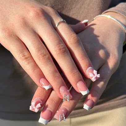 Clarx Beauty - Ongles | Salon De Coiffure Privé - Le Loroux-Bottereau Manucure au Loroux-Bottereau
