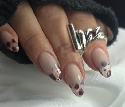 Sidonie Nail Artist Manucure à Nice