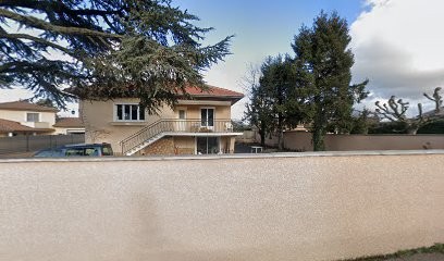 Brun Virginia, Salon de Manucure à Saint-Priest