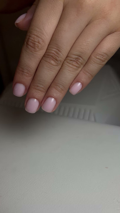 Lnails Studio, Manucure à Saint-Martin-de-Valgalgues