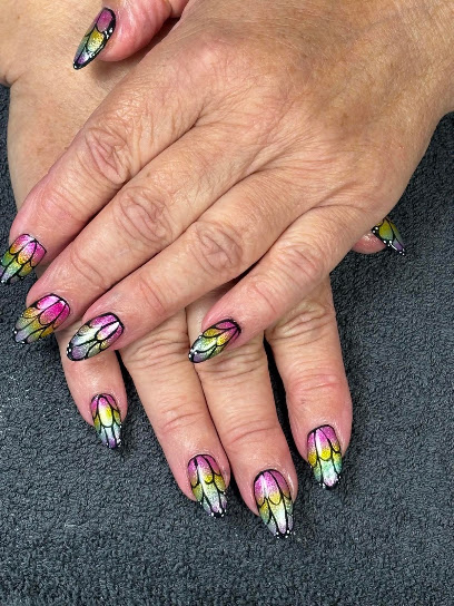 L'reve D'ongles, Manucure à Doudeville