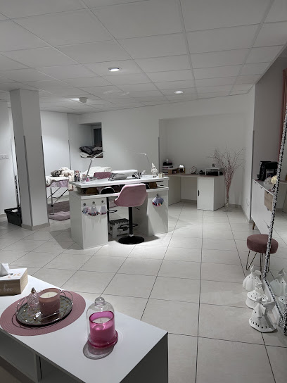 Eli Beauty Manucure à Romans-sur-Isère