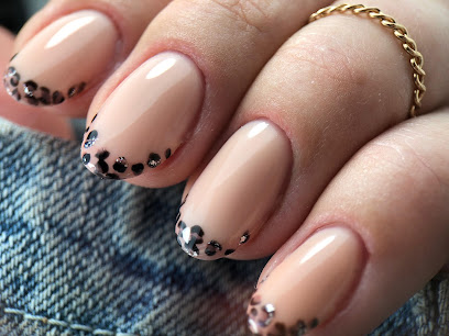 Atelier D'une Nébuleuse, Manucure à Croignon