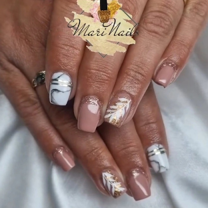 Marinails | Ongles & Nail Art | Théziers Manucure à Théziers