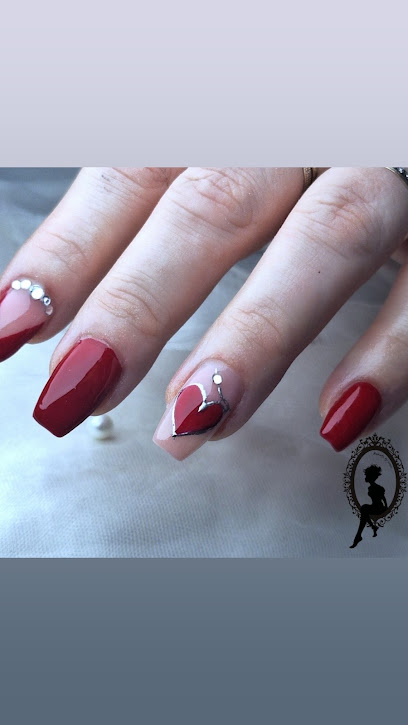 Coralie Beautybycoco Manucure à Sainte-Geneviève
