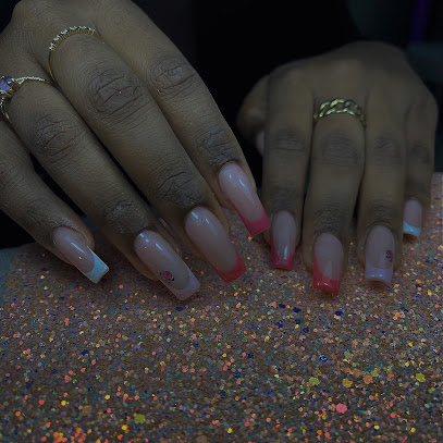C'chic Nails, Manucure à Pompignac
