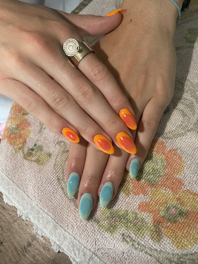 Beauty Cyyn Ongles / Prothésiste Ongulaire, Manucure à Sainte-Suzanne